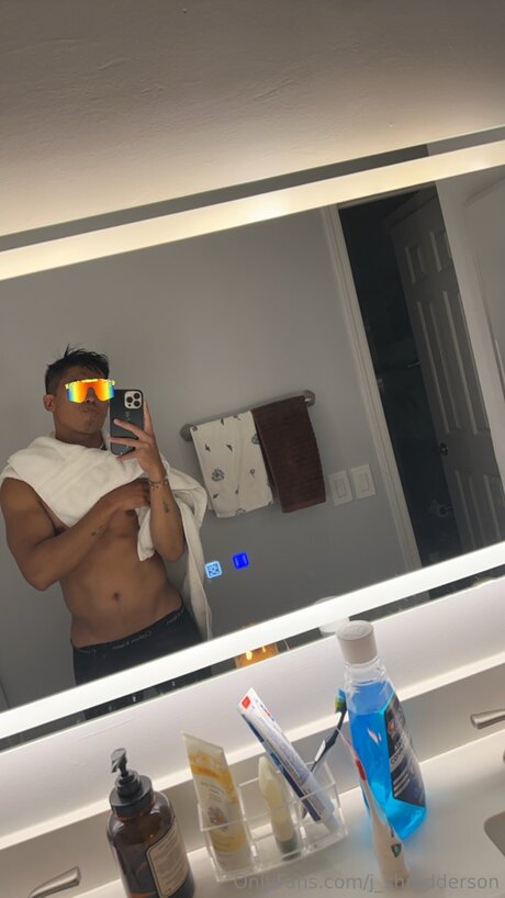 J Shredderson naked leaked onlyfans