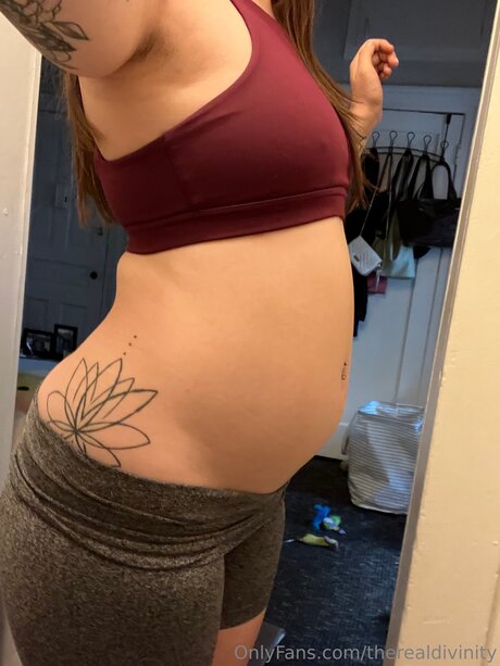 Therealdivinity onlyfans porn leaked