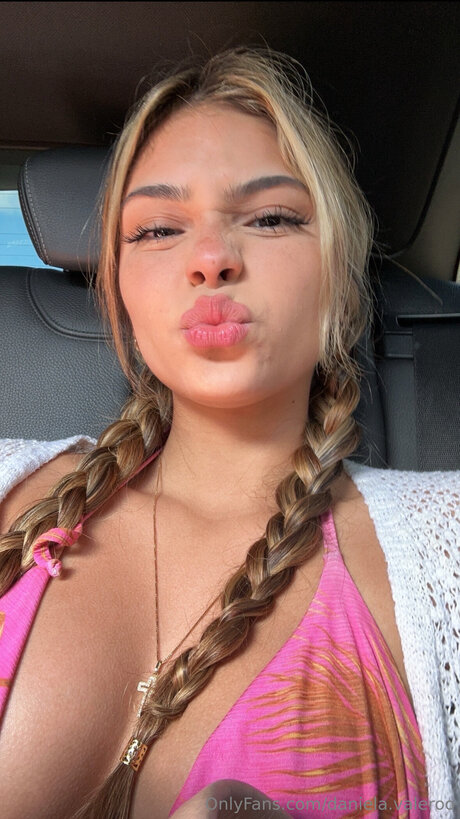 Daniela Valeroo onlyfans naked