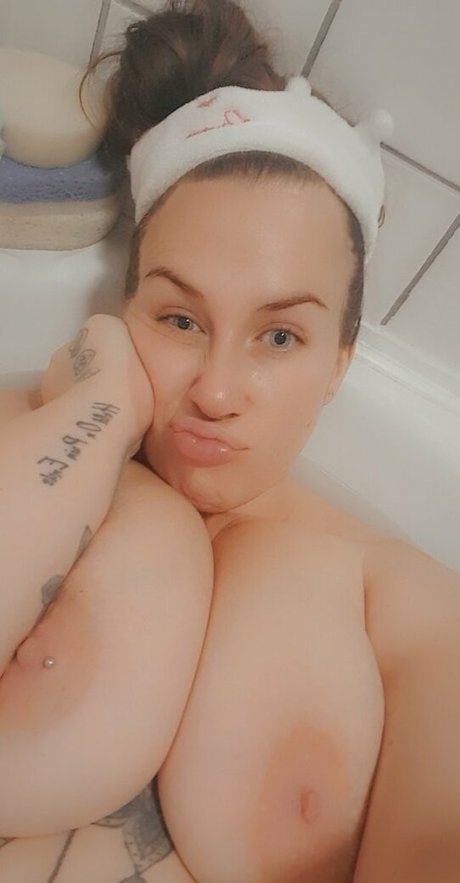 megatitslauren only fans naked