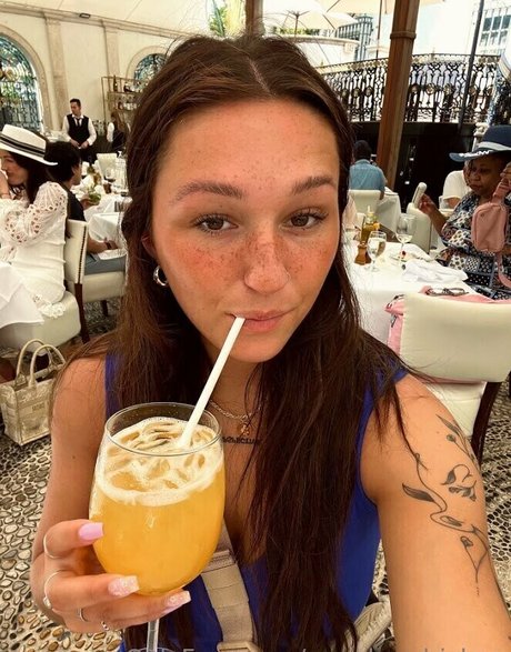 annahendrickss onlyfans exposed