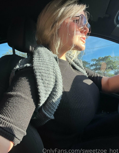 sweetzoe hot onlyfans content