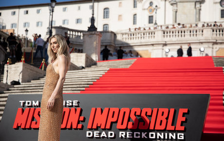 Vanessa Kirby only fans content