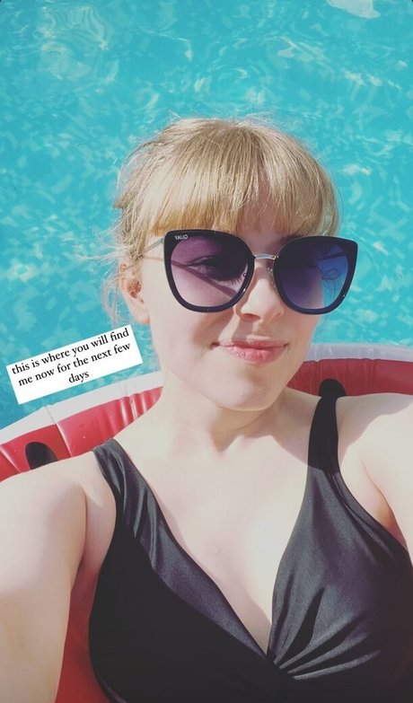 Abbie Budden nude porn onlyfans