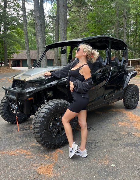 Natalie Decker onlyfans nudes porn