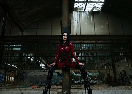 ladyelvendoll onlyfans picture