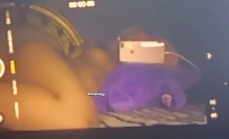 tiniedolly onlyfans naked