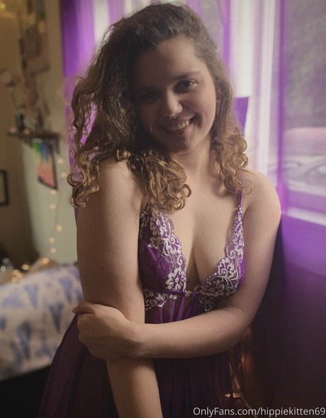 hippiekitten 420 onlyfans leaks naked