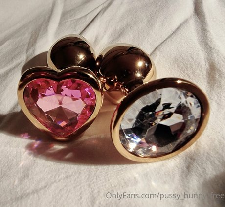 nina naughty free Profile pic