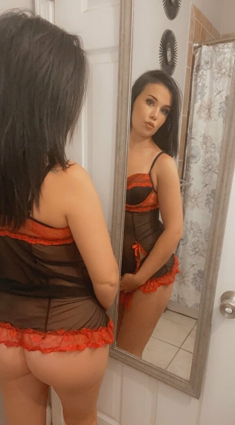 sadiedavis1187 onlyfans model