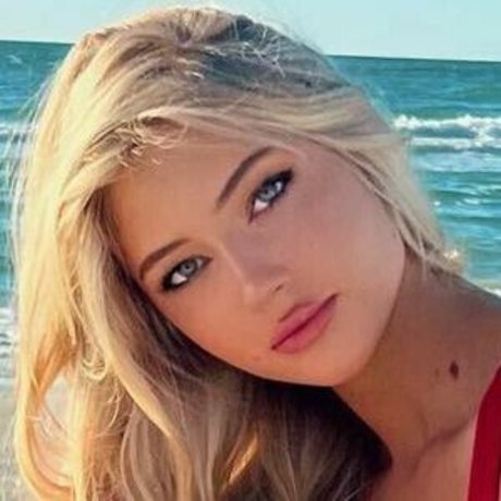 Victoria Rozmajzl nudes onlyfans leak