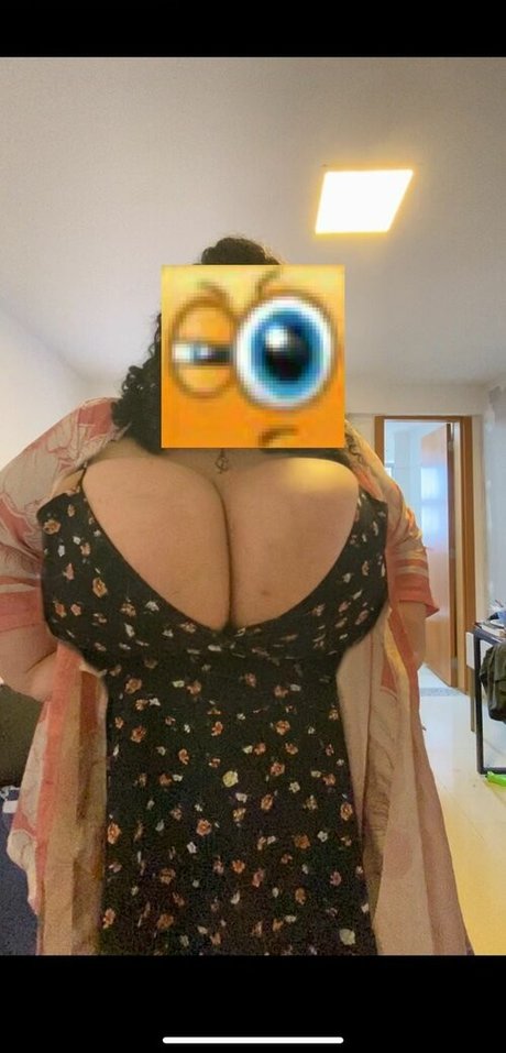 Thalia Brandao onlyfans leaked dirtyship