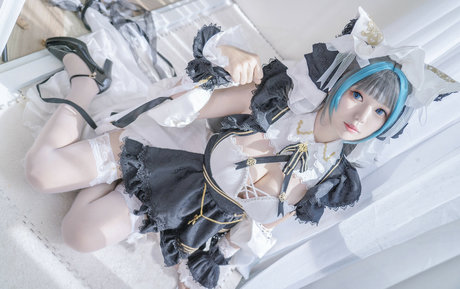 Yuki Neko naked on onlyfans