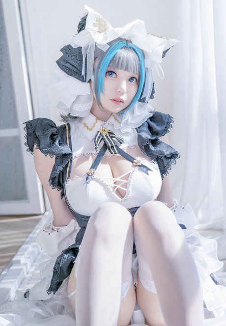 Yuki Neko onlyfans striptease