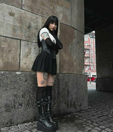 yami liia onlyfans strip tease