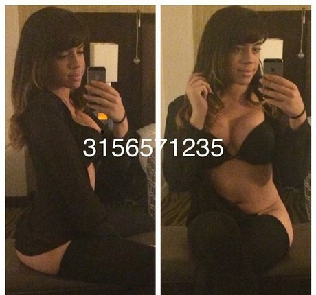 Andrea Anaconda only fans photos