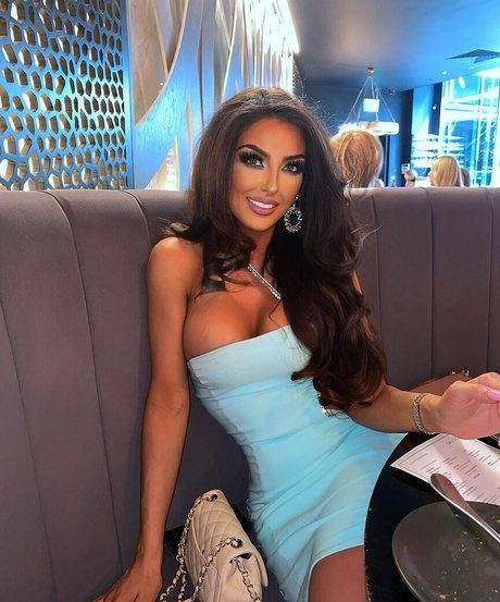 Kayleigh Rose Dematos onlyfans leaks