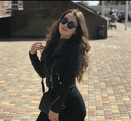 Laura Salvia onlyfans photo