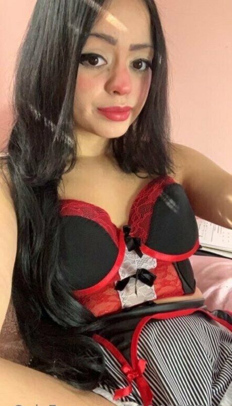 pearlylily onlyfans images