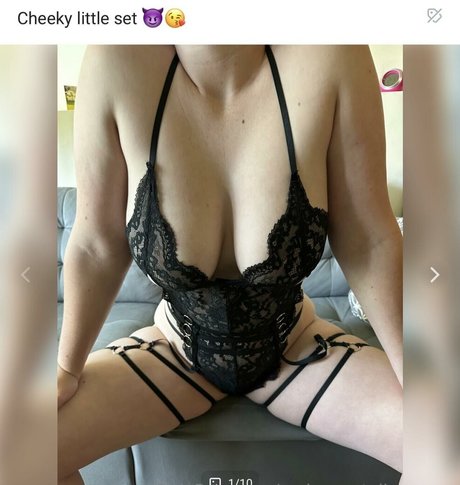 Ember Estella onlyfans leaked naked