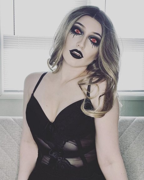 MaisieLynnie leaked only fans nudes