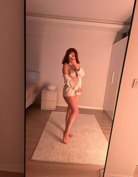 hotwife adaa only fans nudes