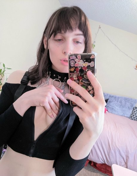 lovebitelola onlyfans leak nudes