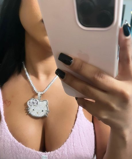 Ari Fletcher onlyfans nudes leaks