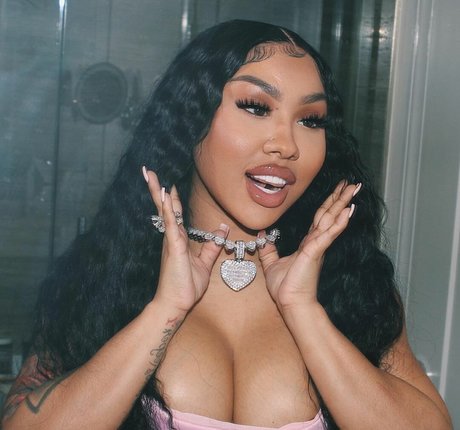 Ari Fletcher onlyfans x