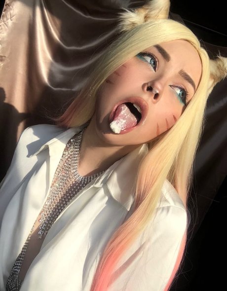 Hessakai onlyfans content