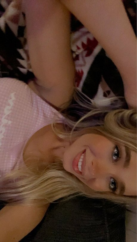 rileyannemodel onlyfans picture