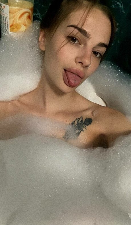 Kisa Tanya nude onlyfans pics