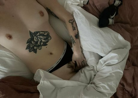 caroliiiiine onlyfans leaks