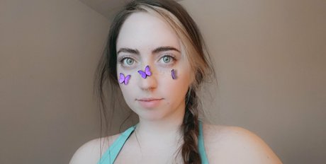 caroliiiiine only fans xxx