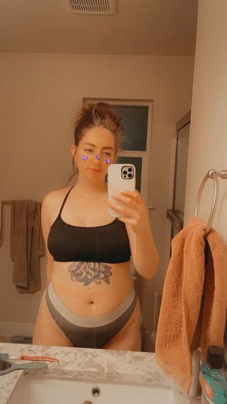 caroliiiiine onlyfans porn leak