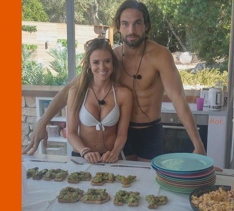 Camilla Thurlow onlyfans tits