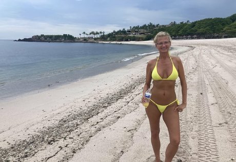 KitKatXposed sexy onlyfans