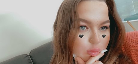 nikibix is on onlyfans