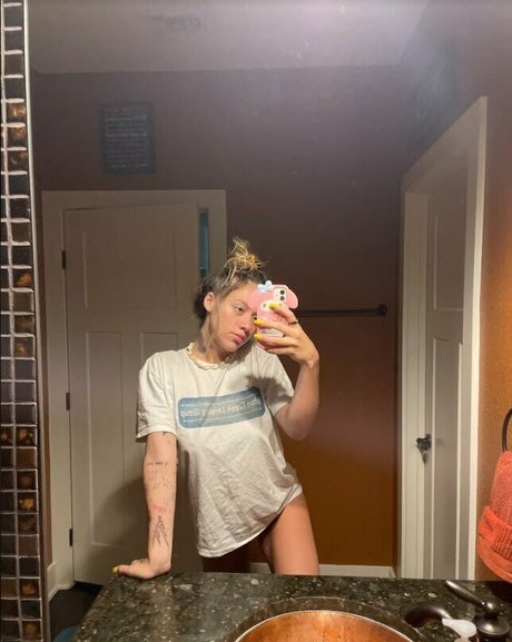 yourfavhaley onlyfans post