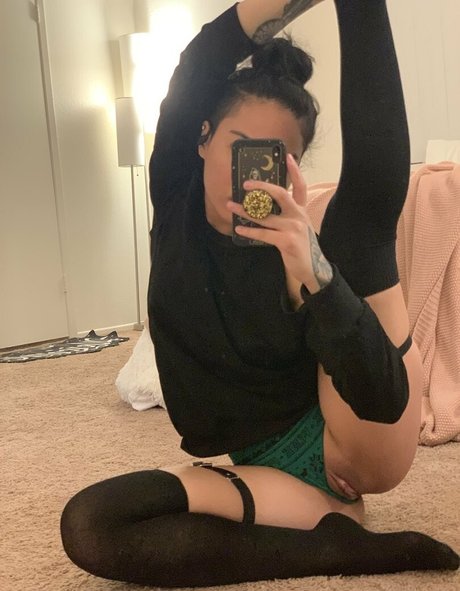 honeygold nude onlyfans