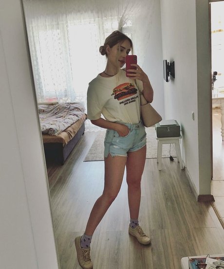 Alissa Strekozova onlyfans pics nude