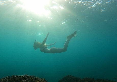 Lily Sheen tits onlyfans