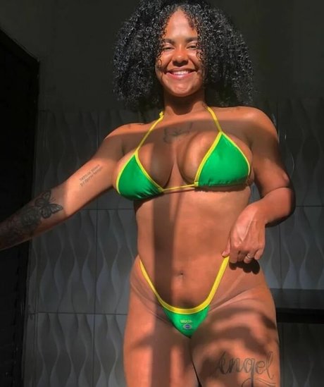 Gaby Mendes onlyfans nudes leaks