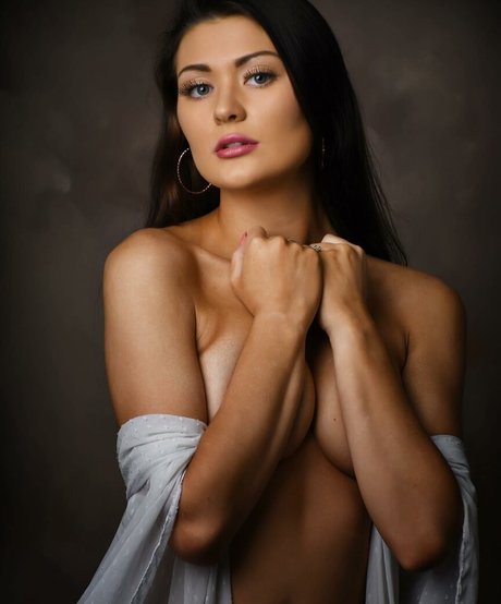 Black Cat Modeling onlyfans pictures