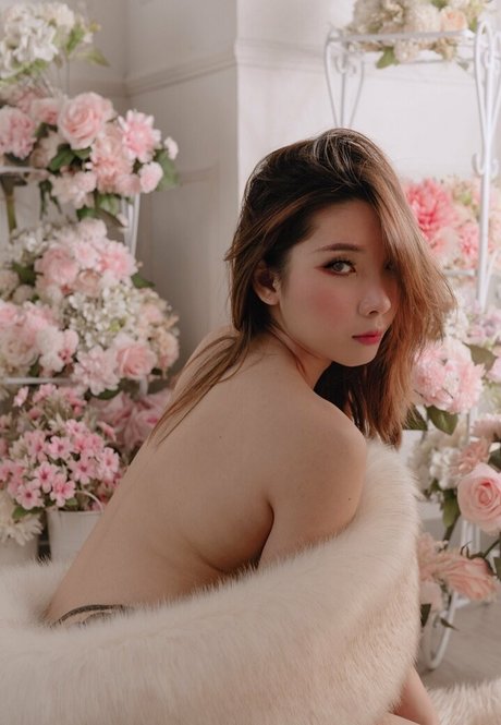 amberbaby7 nude onlyfans leaks