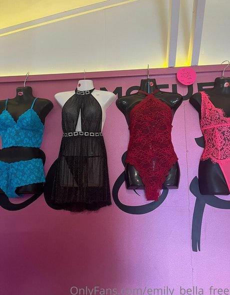 emily bella free onlyfans nudes