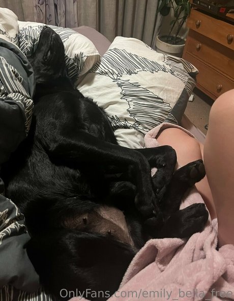 emily bella free onlyfans pics nude