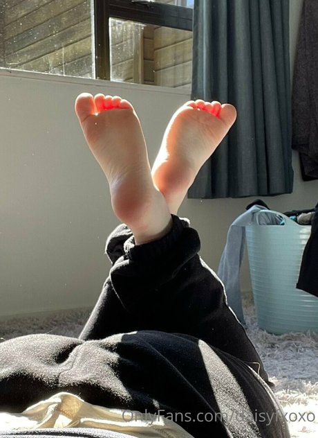 daisyfxoxo onlyfans public photos