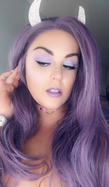 peachtv onlyfans model photo