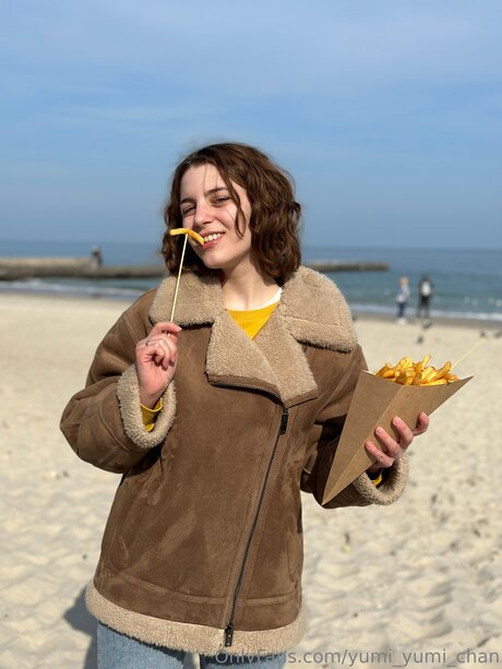 Yumi Yumi Chan onlyfans sex leaks